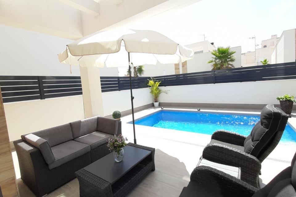 Villa Wilhelmina 托雷维耶哈 外观 照片